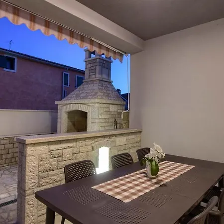 빌라 Charming Golubovo With Pool Near The Beach Gajana
